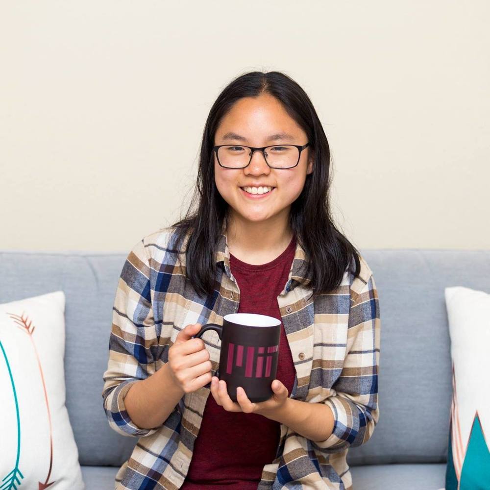 Meet your Posher, Debbie